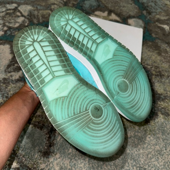 🤩EUC Jordan Season of Her🤩 - Picture 9 of 12